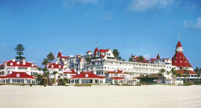USE-Hotel-Del-Coronado-Curio_full_exterior