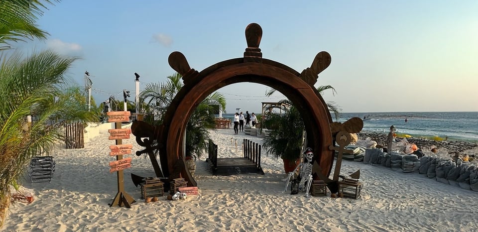 carribean-entrance